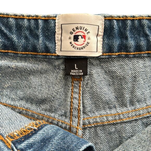 Saint Louis Womens STL Genuine MLB Jean Shorts size Large - Picture 3 of 5